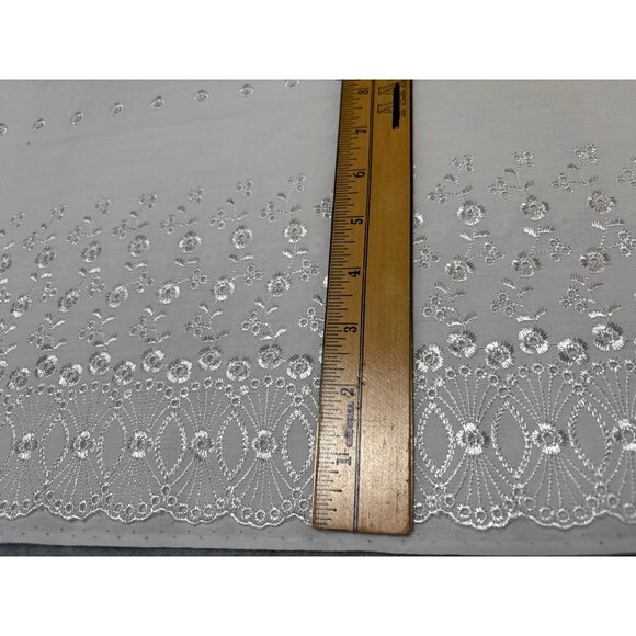 White Embroidered Floral Lace Fabric 1 Yard X 44" with Scalloped Edge Sewing & C - Picture 2 of 4